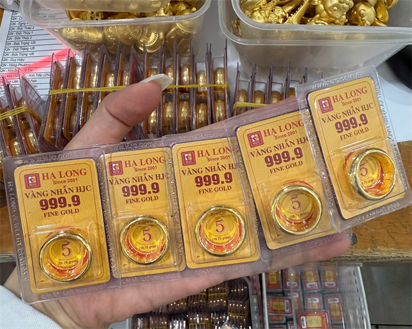 Giá vàng hôm nay 20/06/25: Giằng co nghẹt thở, chờ bứt phá hay lao dốc?